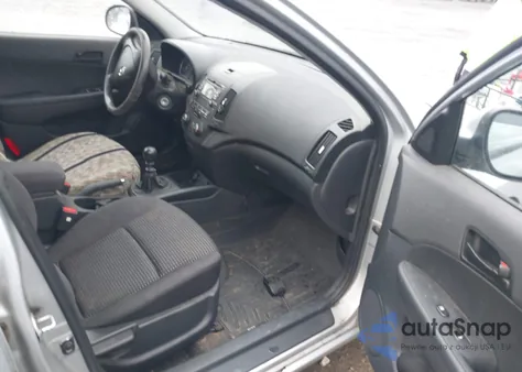 2010 Hyundai Elantra Touring Gls from USA, damaged, VIN KMHDB8AEXAU083852